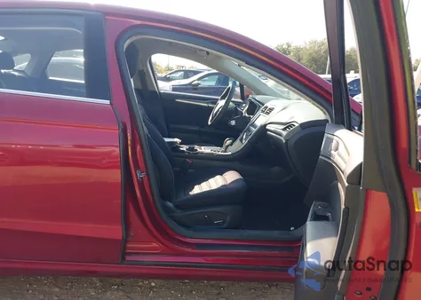 2016 Ford Fusion Se z USA, uszkodzony, nr VIN 1FA6P0HD2G5125887